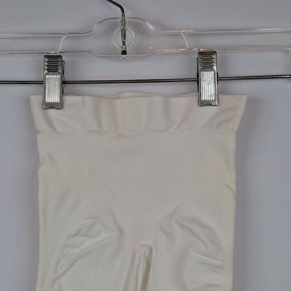 Skims short shaper NWOT - Picture 3 of 8